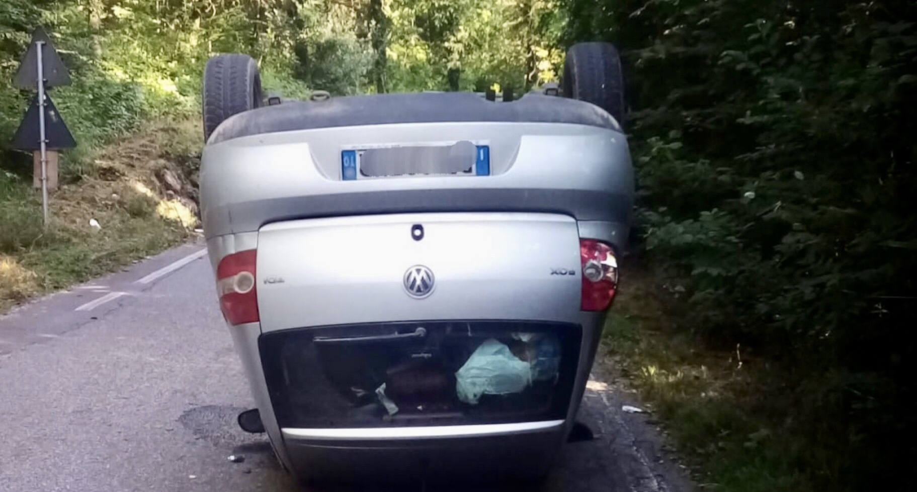 INCIDENTE IN VALSUSA AUTO SI RIBALTA FERITA UNA RAGAZZA ValsusaOggi