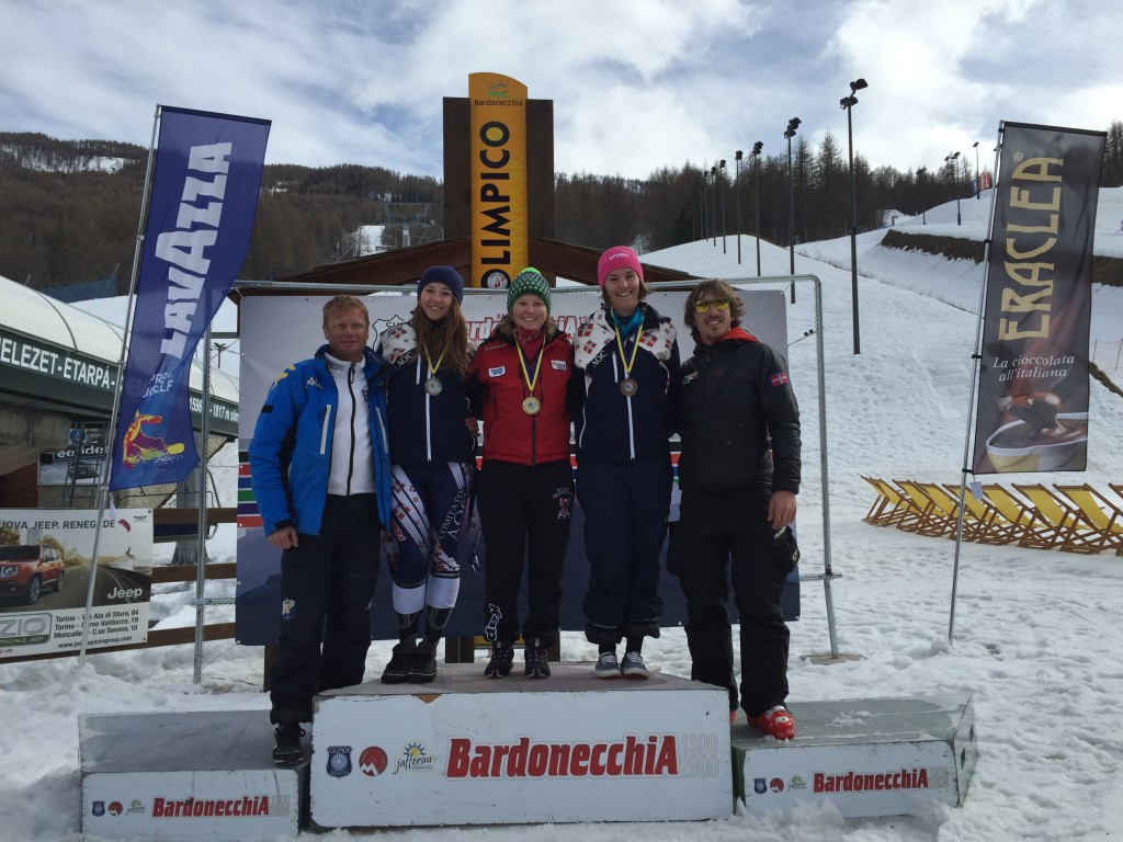 podio_F_Gigante_FIS-UNI_Bardonecchia_04_03_2015