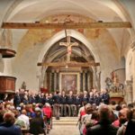 Il concerto del Coro Alpi Cozie alla Chiesa di San Restituto a Sauze di Cesana